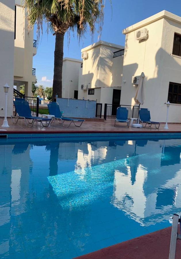 Seashell Apartments Paphos Esterno foto