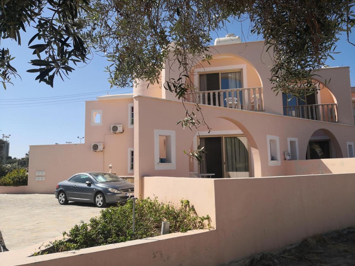 Seashell Apartments Paphos Esterno foto