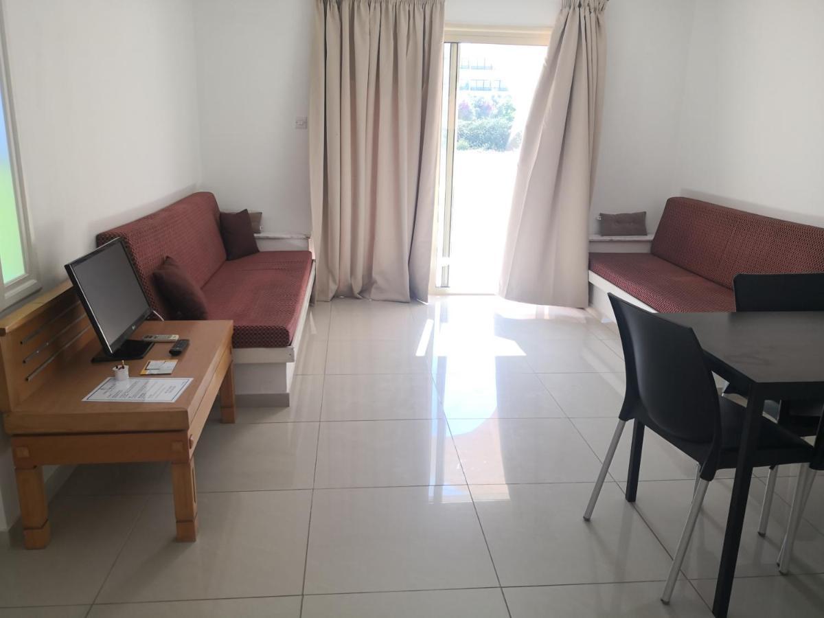 Seashell Apartments Paphos Esterno foto