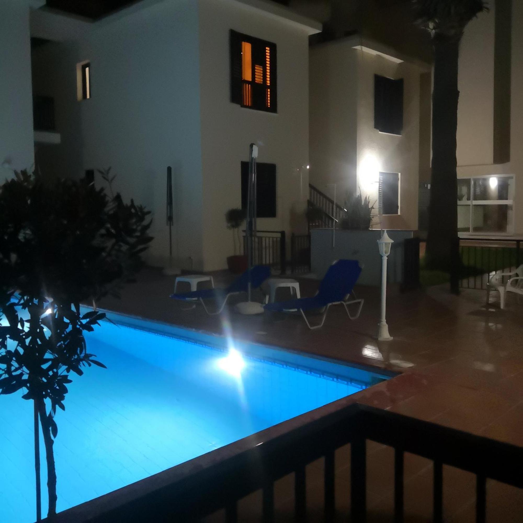 Seashell Apartments Paphos Esterno foto