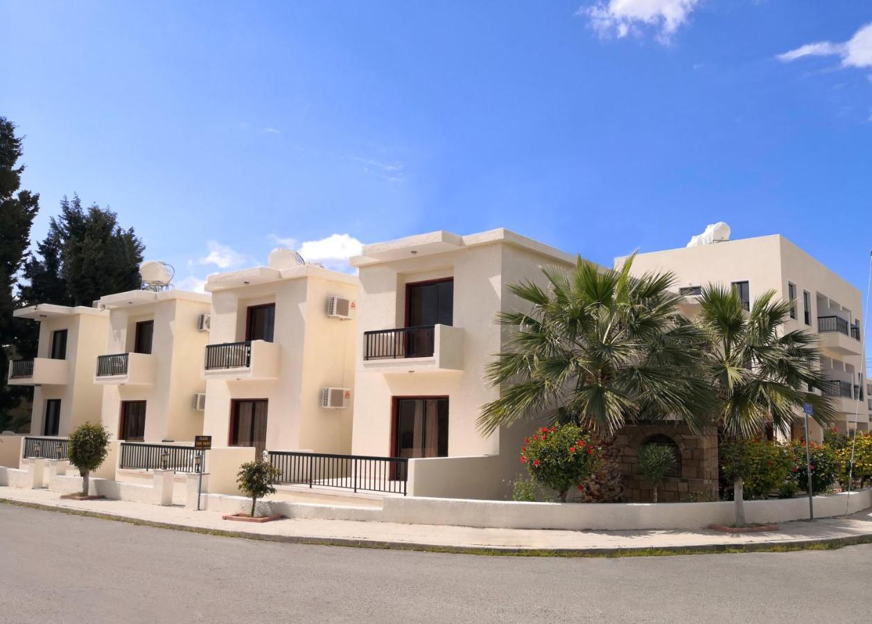 Seashell Apartments Paphos Esterno foto